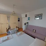 The Location In Makarska,free P, Option Bikes Pensjonat