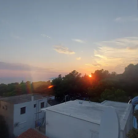 ゲストハウス The Location In Makarska,free P, Option Bikes 3*