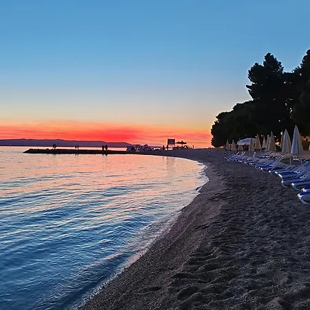 ゲストハウス The Location In Makarska,free P, Option Bikes