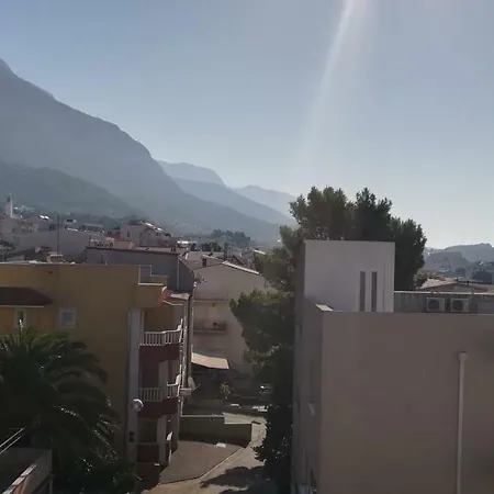 The Location In Makarska,free P, Option Bikes ゲストハウス